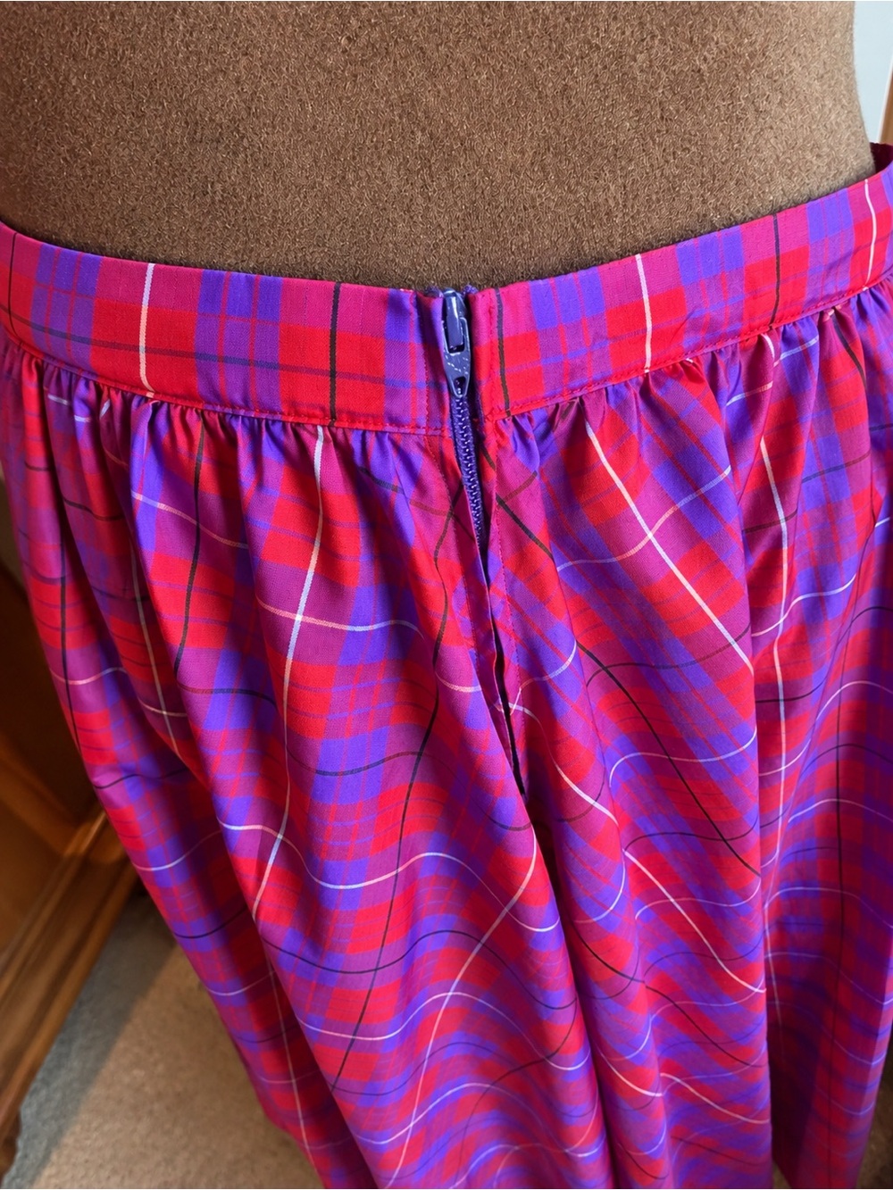 Vintage Jane Schaffhausen belle france Plaid Maxi Skirt in Tomato Red/Purple 12 - Picture 9 of 9